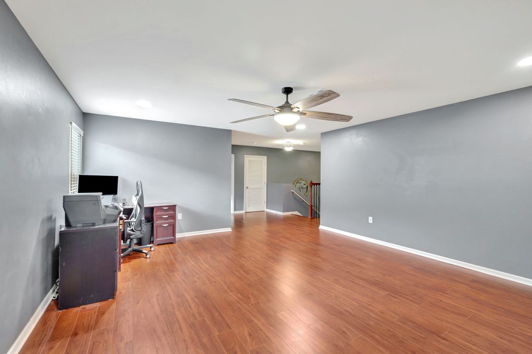 10337 Canal Brook Ln, Lehigh Acres, FL 33936