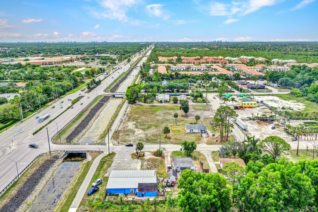 100 Rose Blvd, Naples, FL 34119