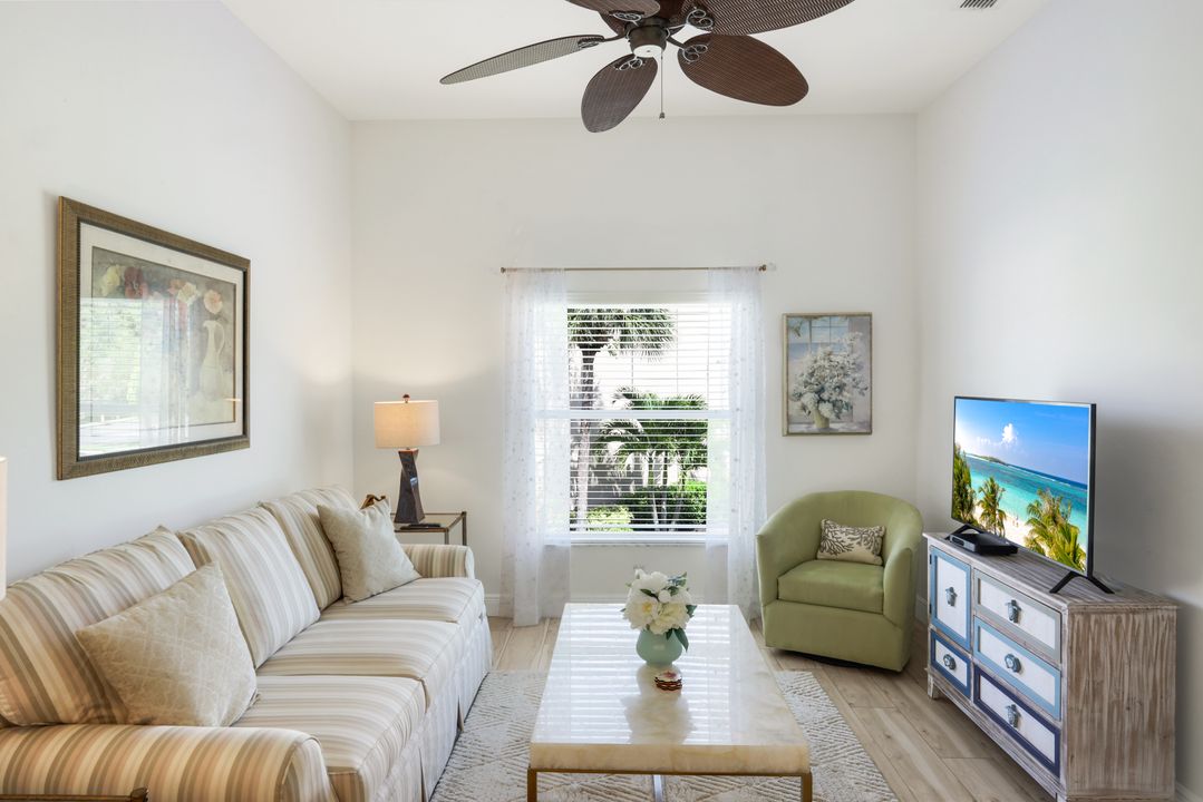 2760 Cypress Trace Cir #2528, Naples, FL 34119