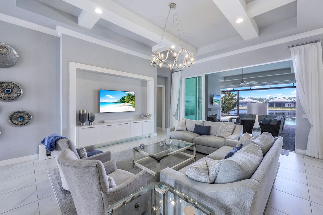 6215 Union Island Wy, Naples, FL 34113