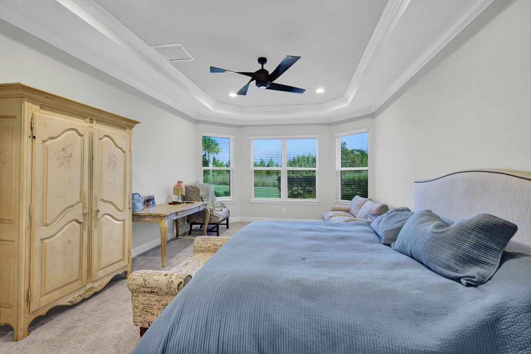 11761 Canal Grande Dr, Miromar Lakes, FL 33913