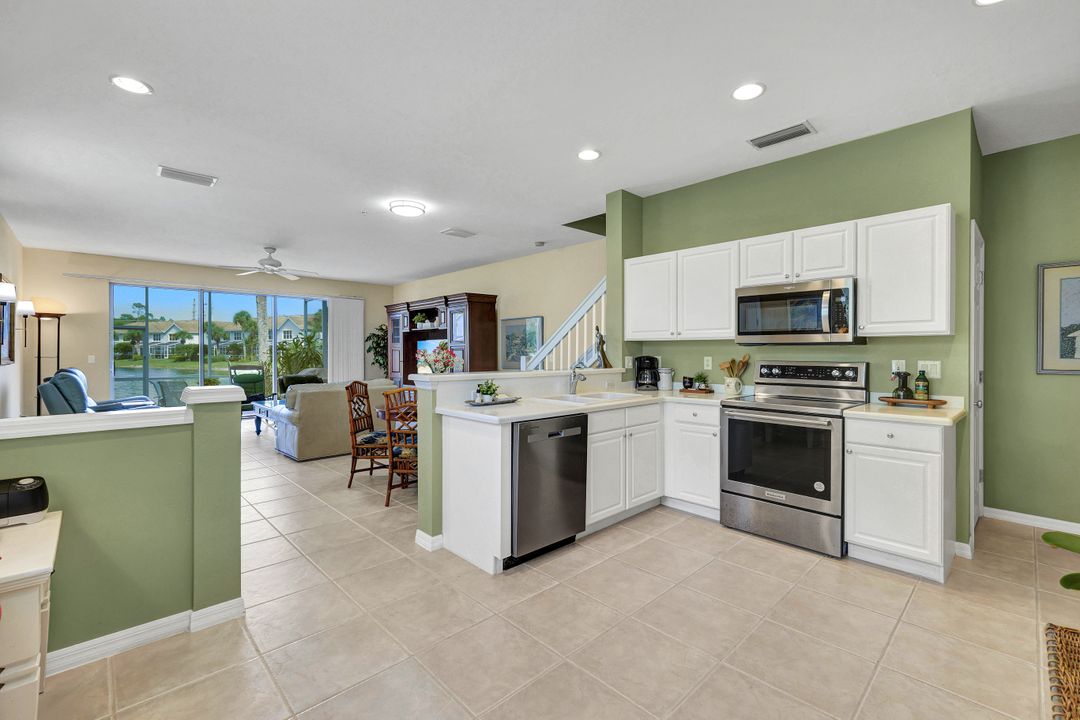 15776 Marcello Cir, Naples, FL 34110