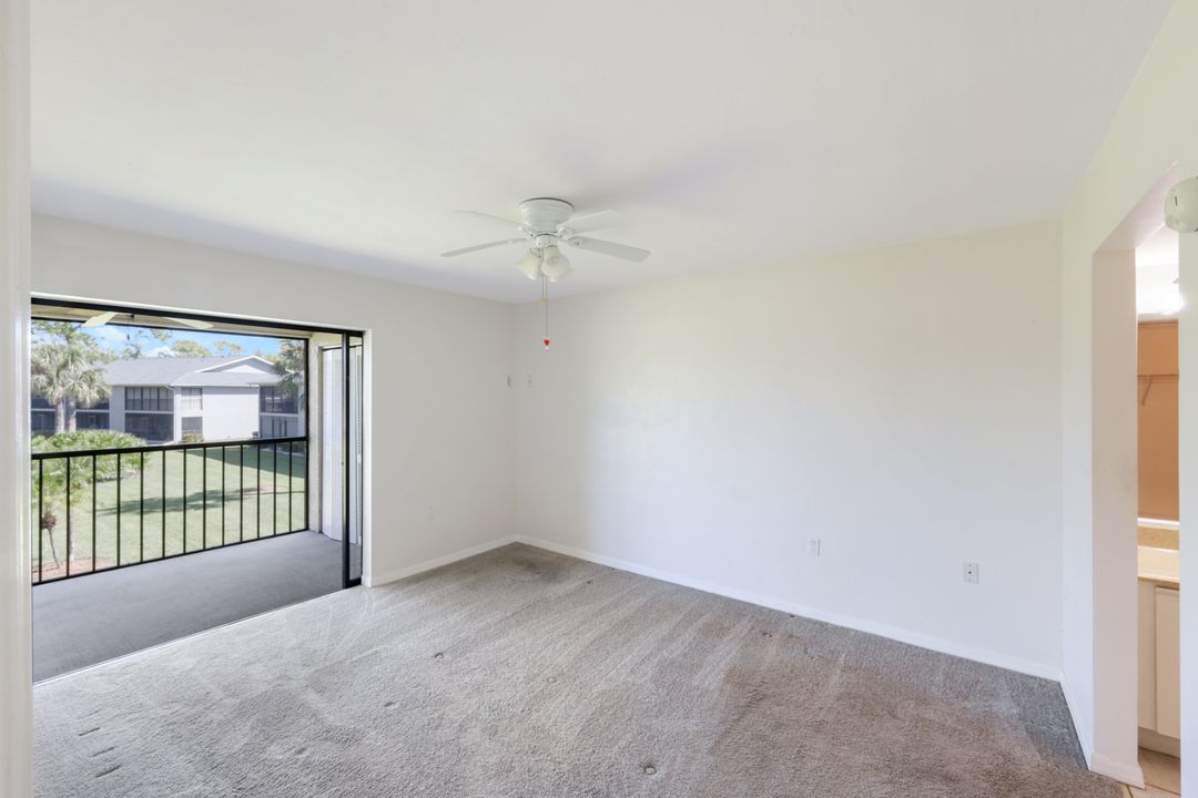 1228 Commonwealth Cir #203, Naples, FL 34116