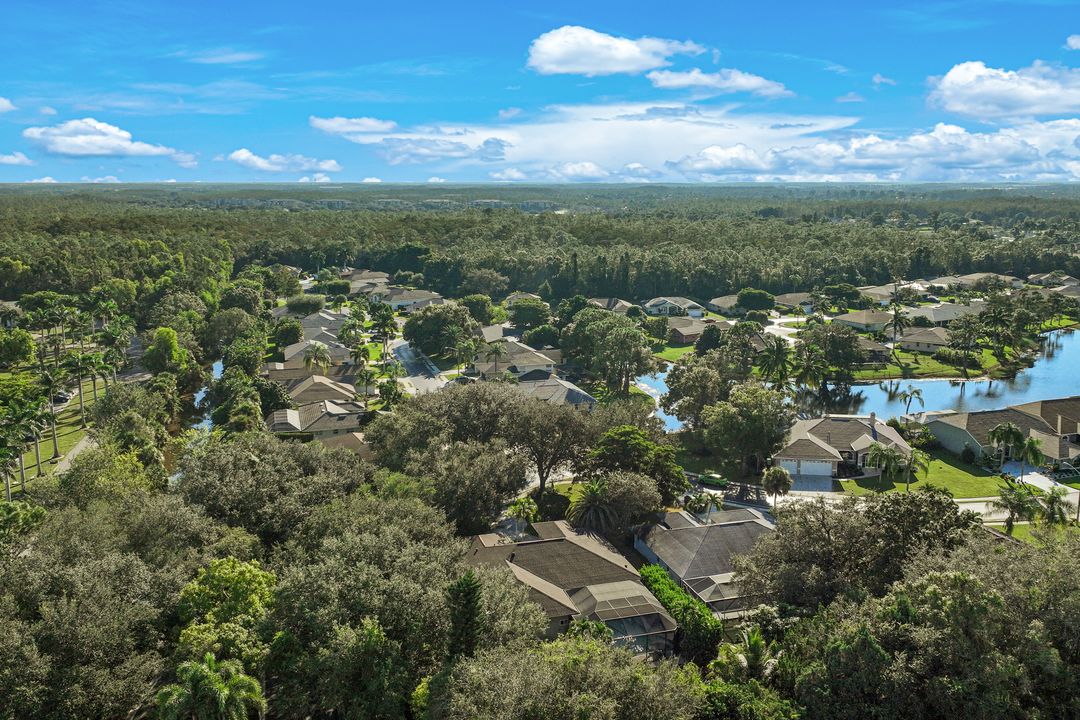 7500 Woodland Bend Cir, Fort Myers, FL 33912