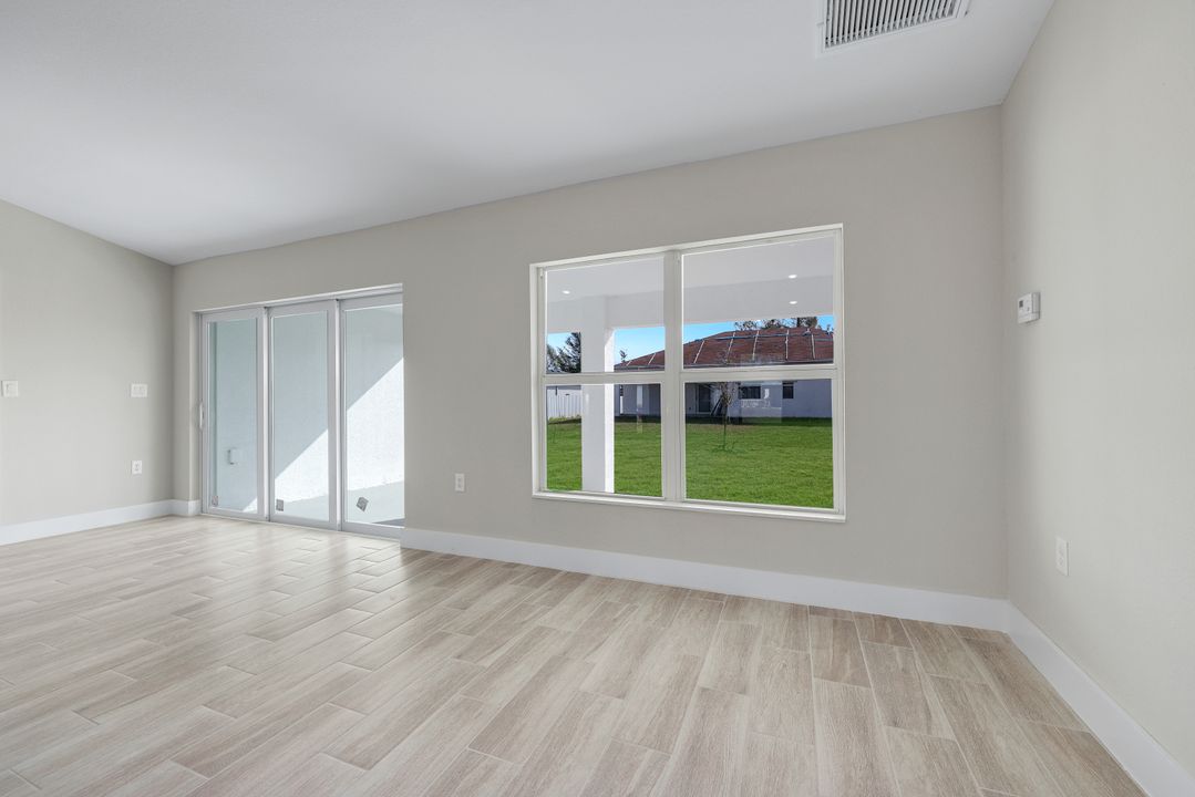 1105 NW 21st Ave, Cape Coral, FL 33993