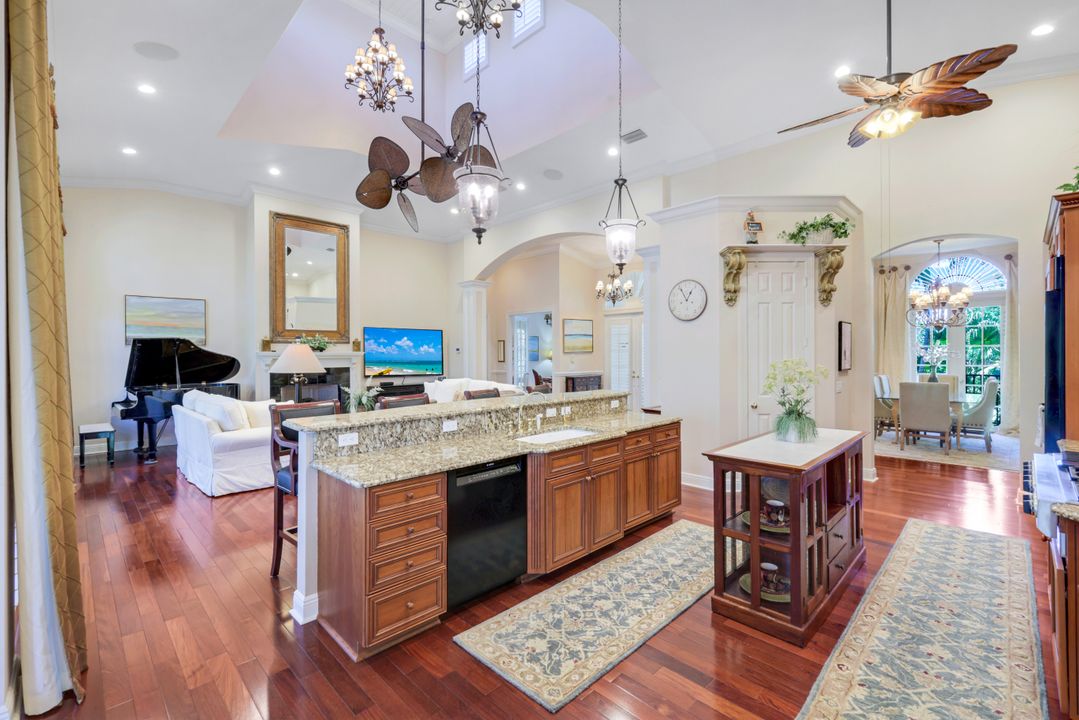 940 Sea Oats Ct, Marco Island, FL 34145