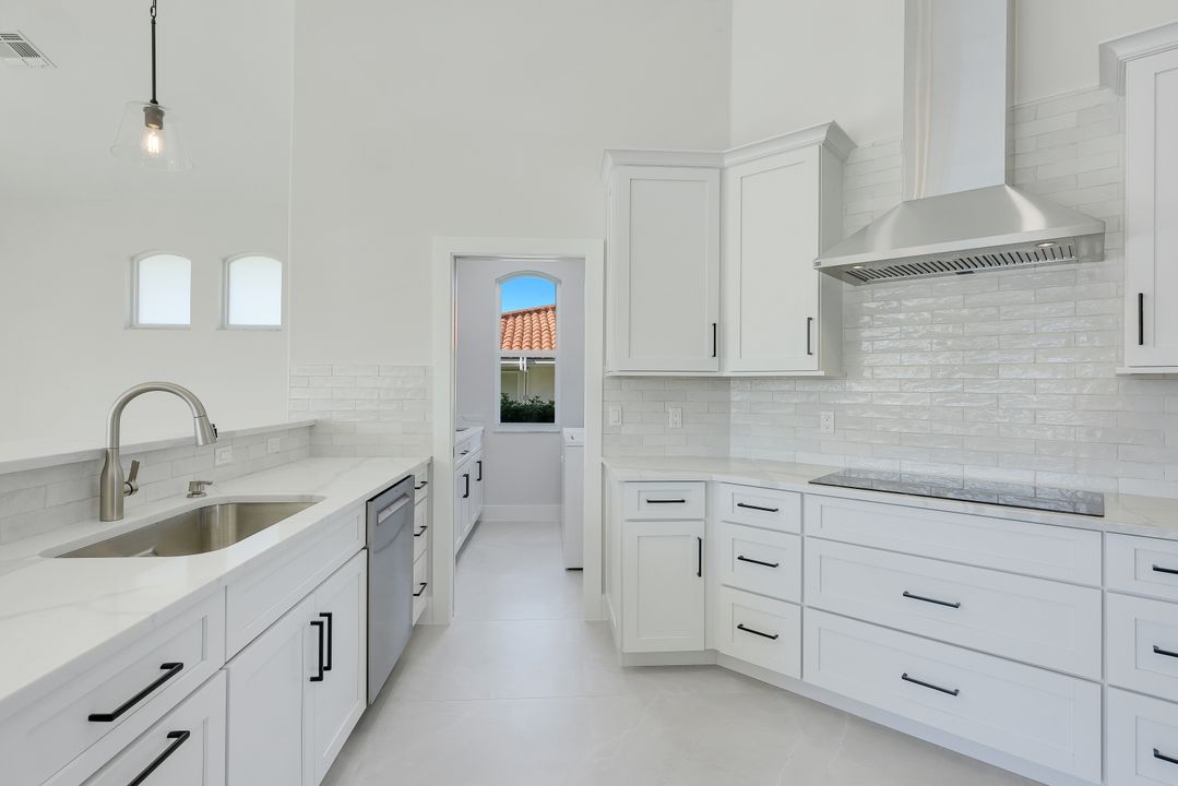 1524 SW 56th Terrace, Cape Coral, FL 33914