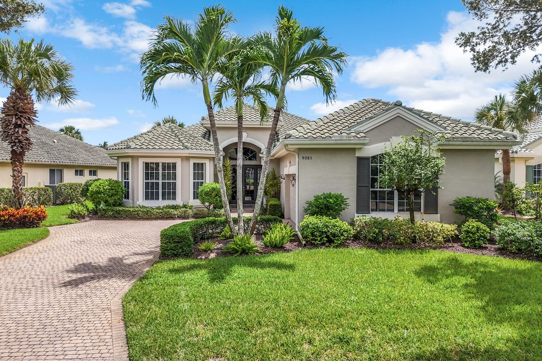 9085 Windswept Dr, Estero, FL 34135