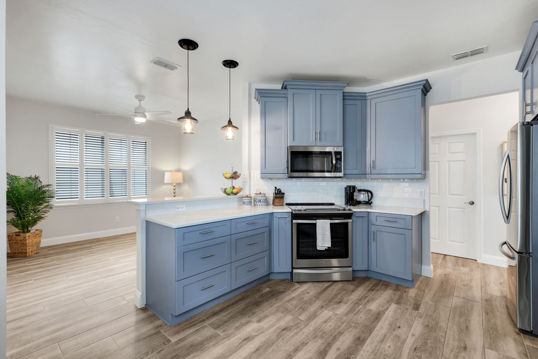 5936 Sand Wedge Ln #1604, Naples, FL 34110
