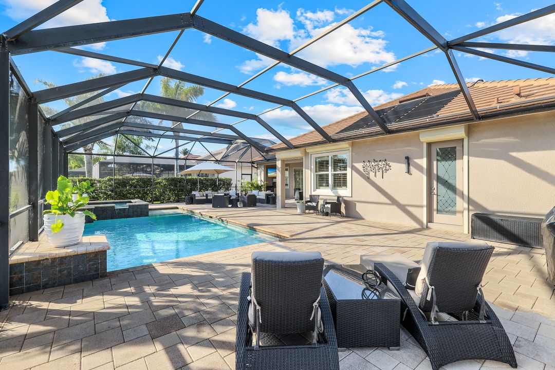 9356 Slate Ct, Naples, FL 34120