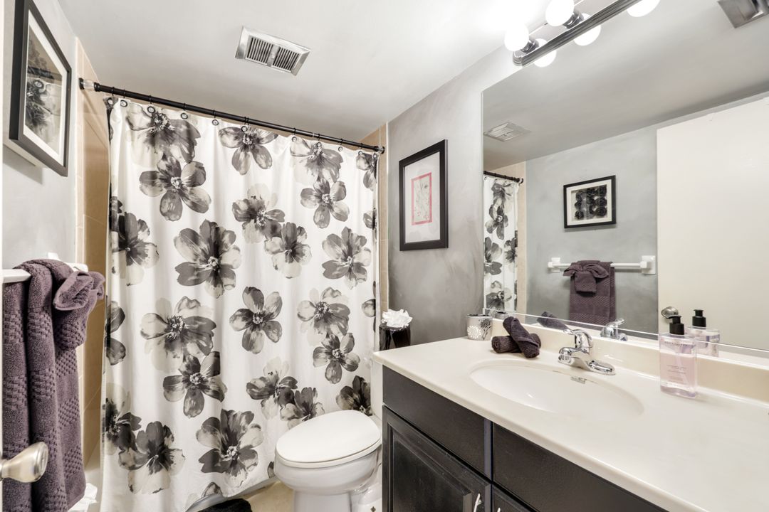 1400 Pompei Ln #42, Naples, FL 34103