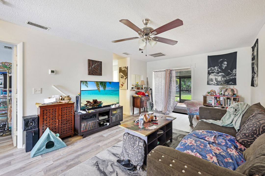 17407 Dumont Dr, Fort Myers, FL 33967