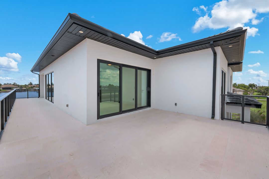 432 Burnt Store Rd S, Cape Coral, FL 33991