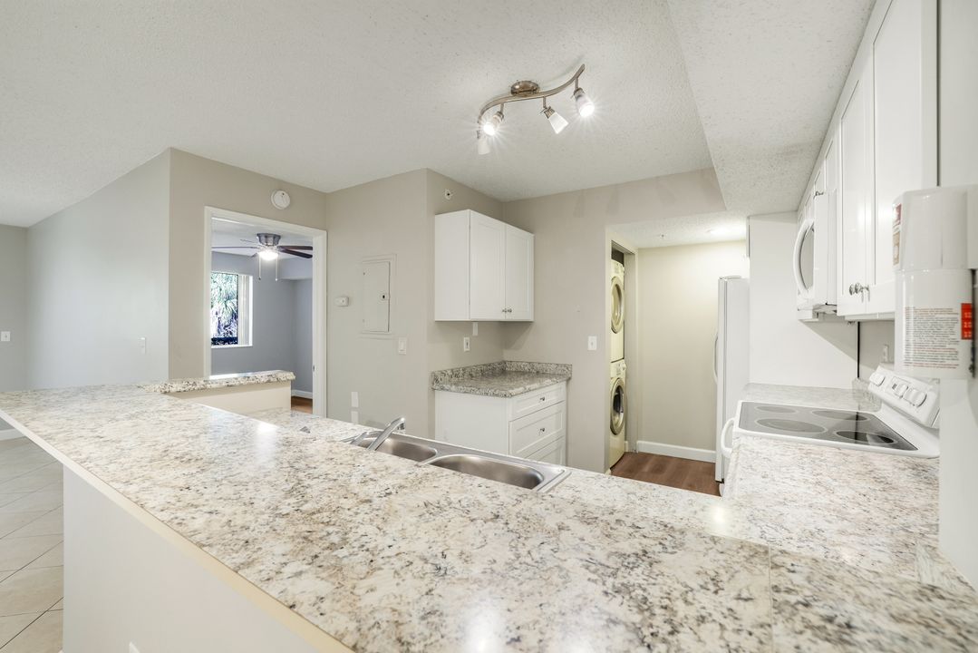 1856 Florida Club Cir #6110, Naples, FL 34112