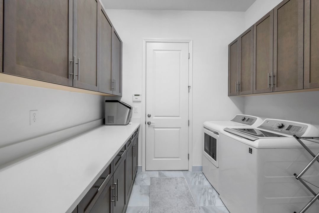 28616 Wharton Dr, Bonita Springs, FL 34135