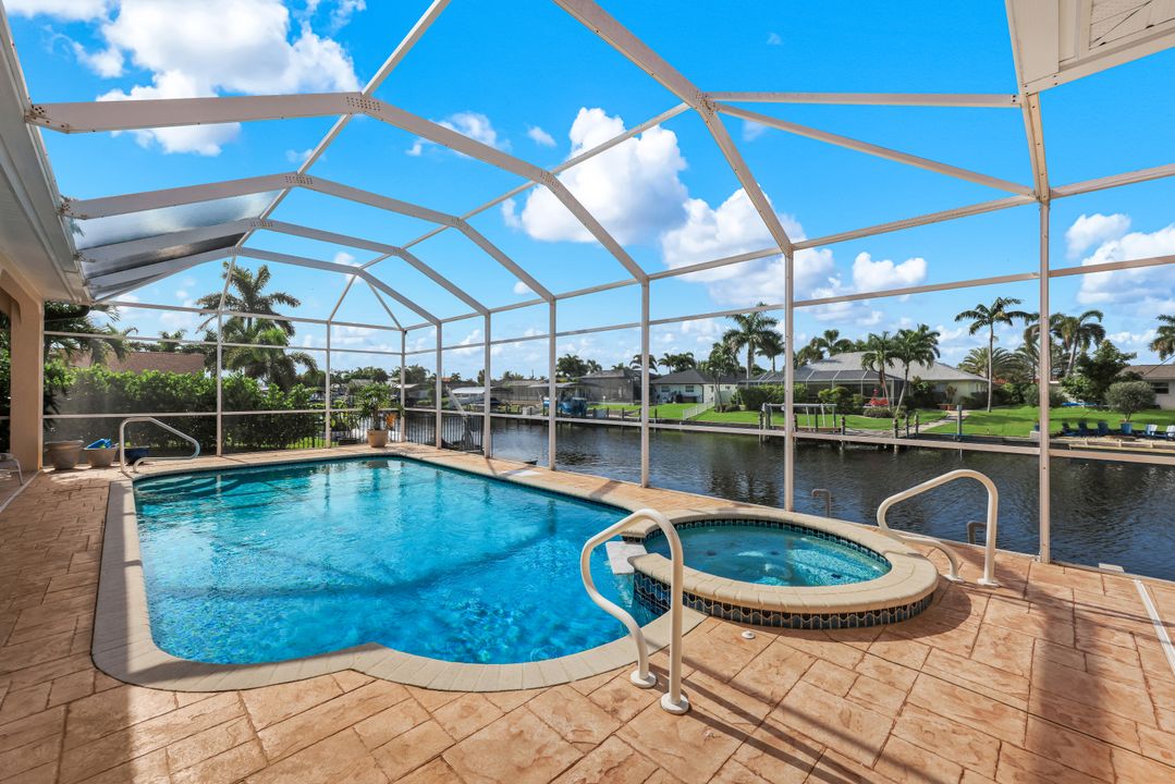 1632 Savona Pkwy, Cape Coral, FL 33904