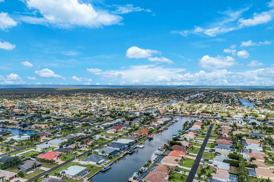 1820 SW 51st St, Cape Coral, FL 33914