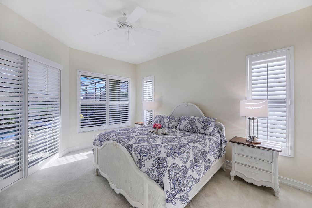 6948 Amen Corner Ct, Naples, FL 34113