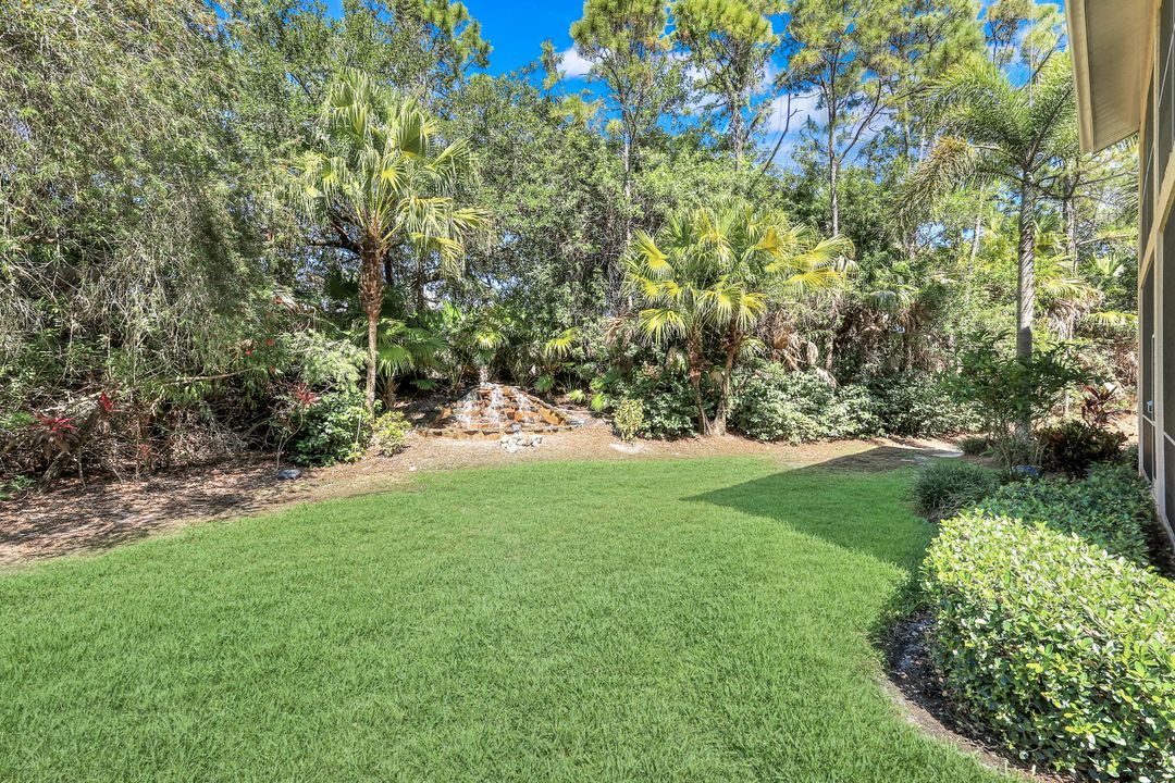 2365 Hidden Lake Dr #9, Naples, FL 34112