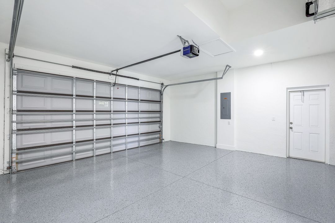 420 SW 31st Pl, Cape Coral, FL 33991