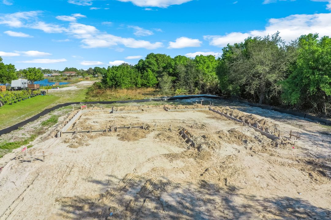 4287 66th Ave NE, Naples, FL 34120
