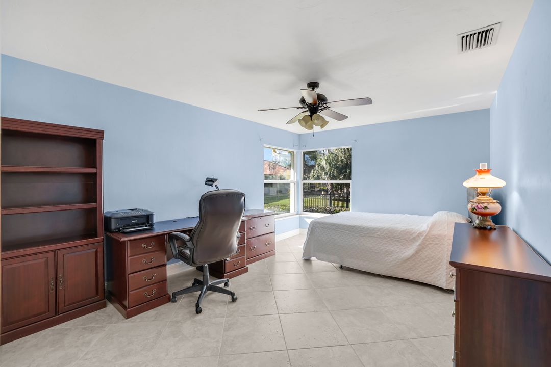 1819 Princess Ct, Naples, FL 34110