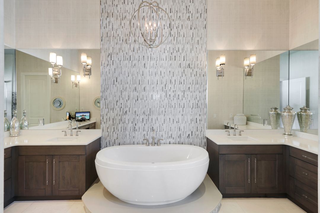 16816 Brightling Way, Naples, FL 34110