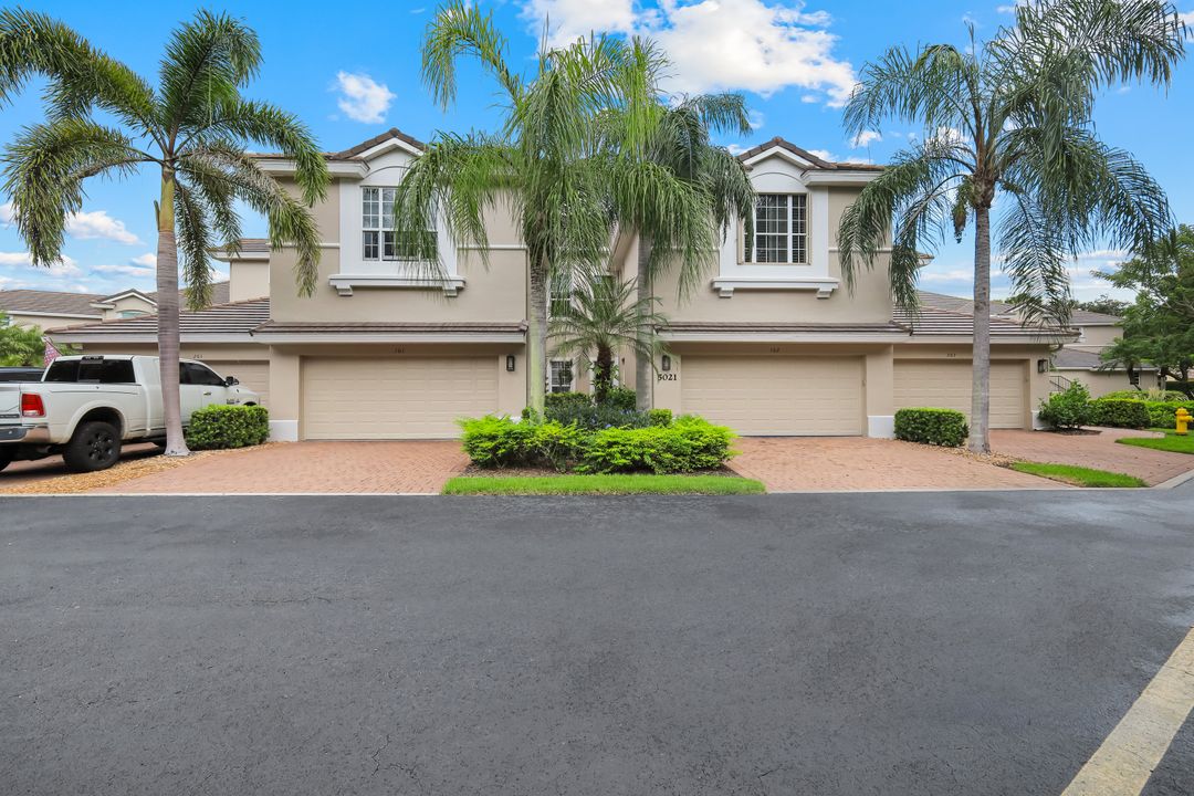 5021 Maxwell Cir #3101, Naples, FL 34105