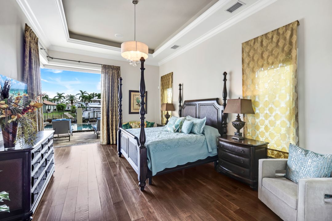 2304 El Dorado Pkwy W, Cape Coral, FL 33914