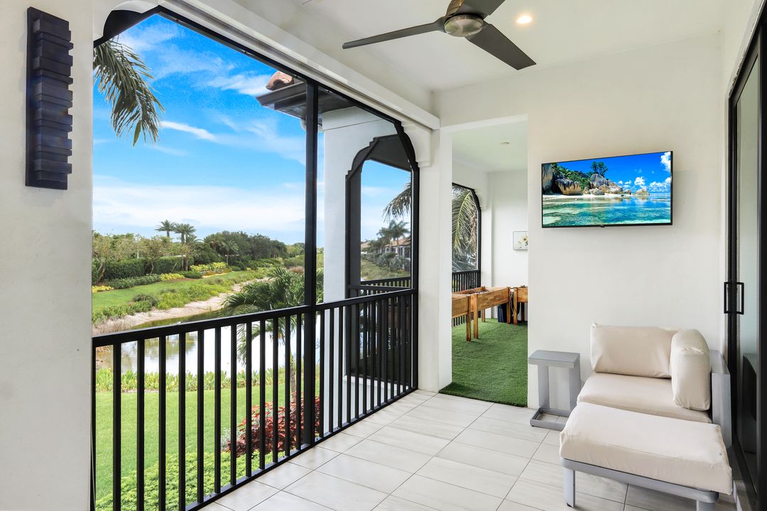 16358 Corsica Way #201, Naples, FL 34110