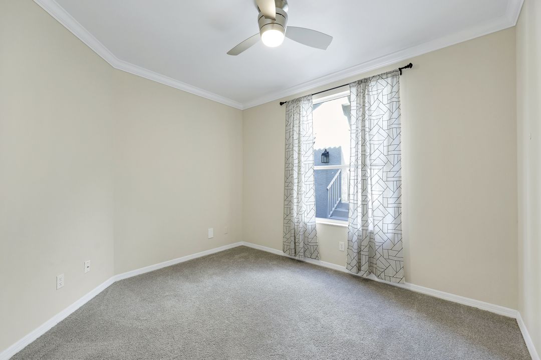 7756 Gardner Dr #102, Naples, FL 34109