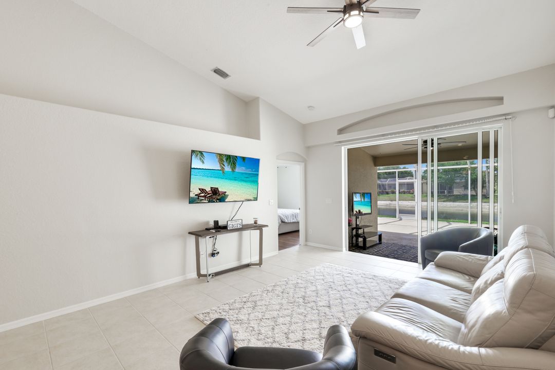 8149 Tauren Ct  #p 434, Naples, FL 34119