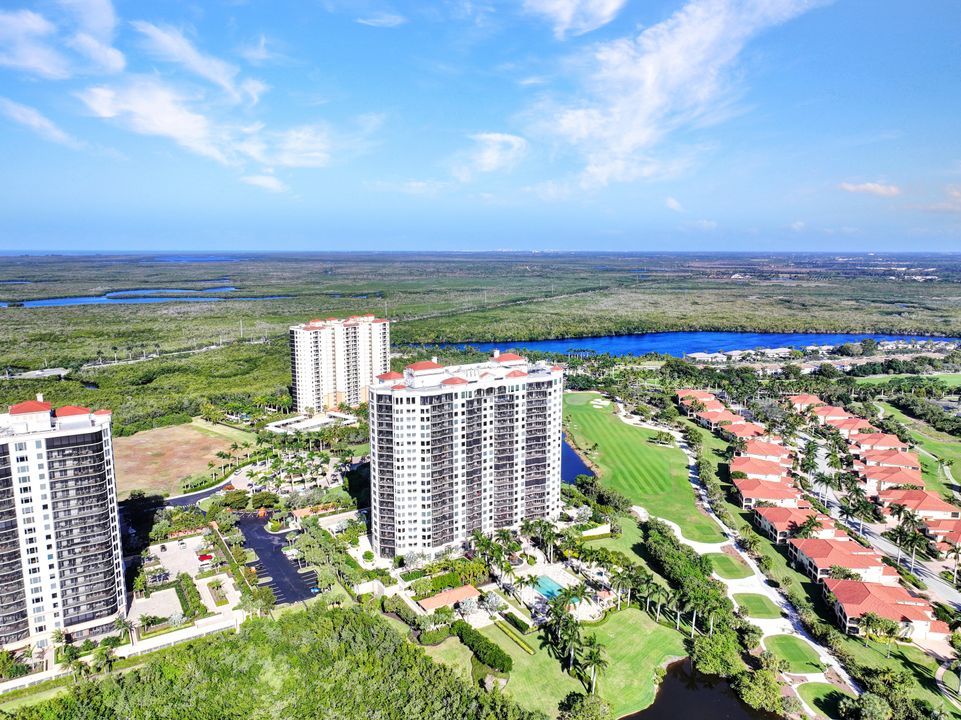 1060 Borghese Ln #405, Naples, FL 34114