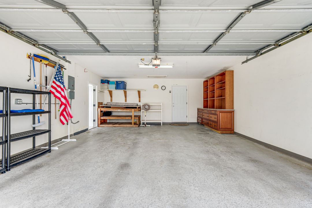 1002 SE 5th St, Cape Coral, FL 33990