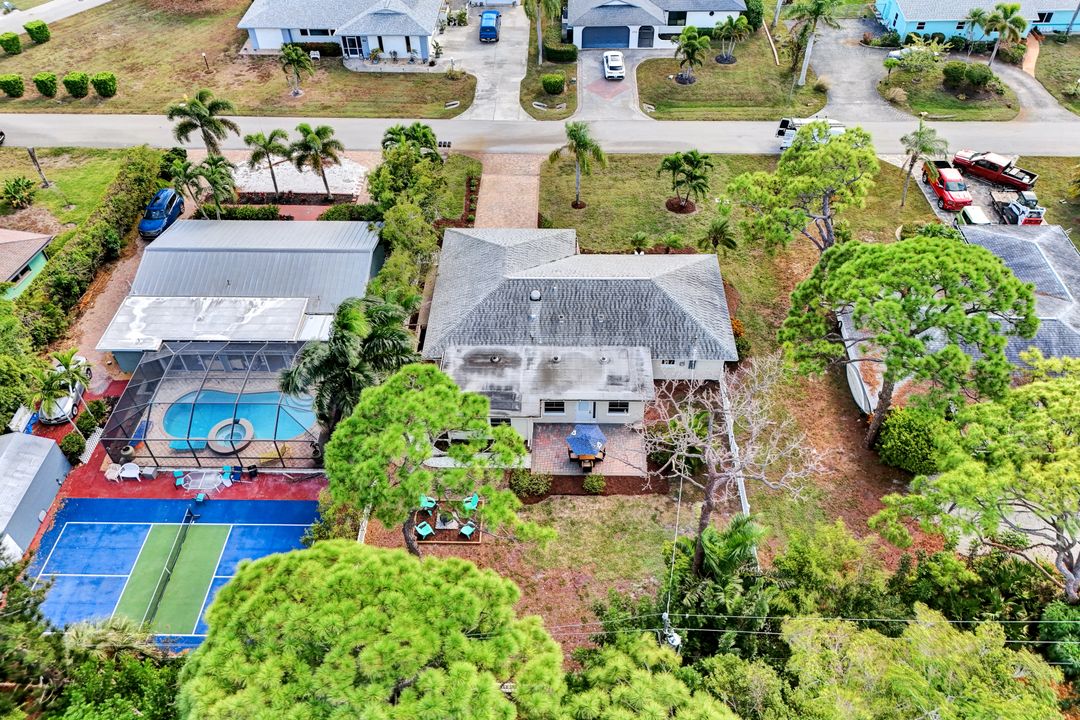 173 7th St, Bonita Springs, FL 34134