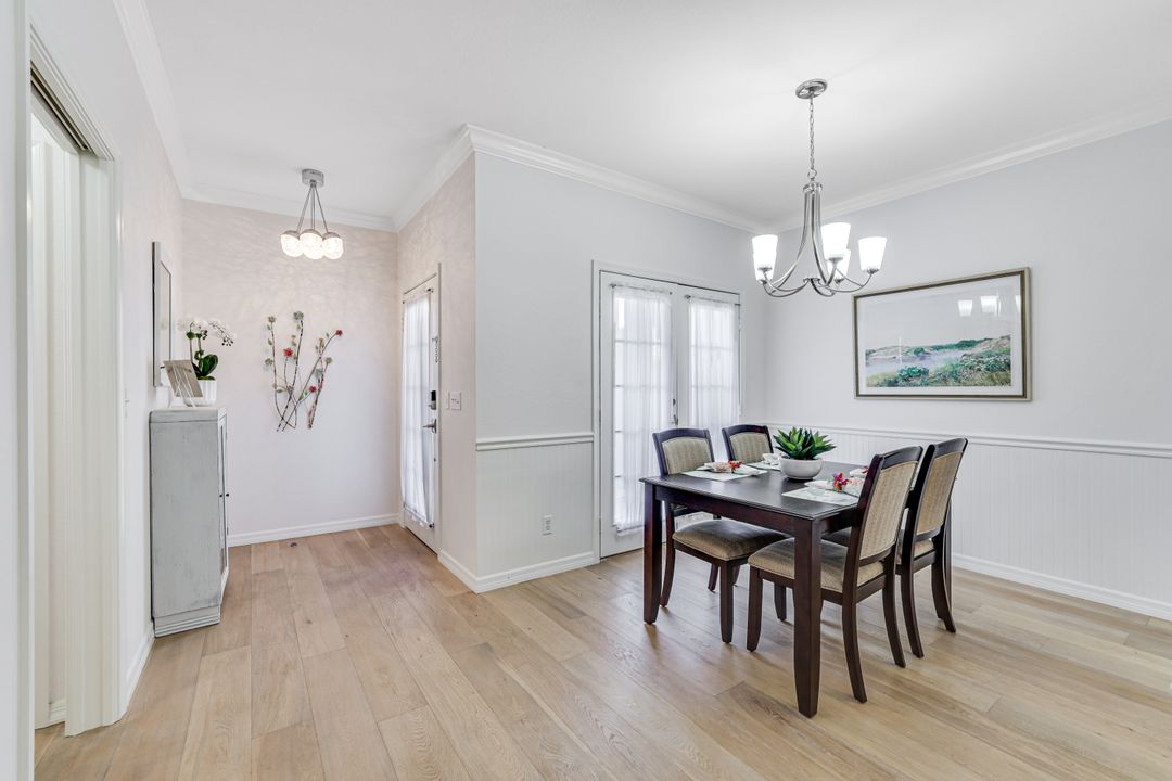 7092 Barrington Cir #102, Naples, FL 34108