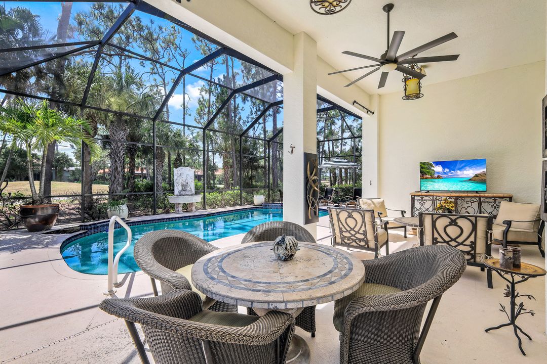 28600 Pienza Ct, Bonita Springs, FL 34135