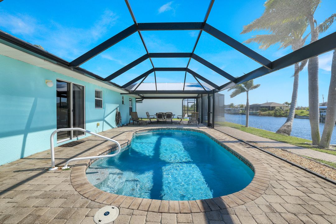 1532 NW 36th Ave, Cape Coral, FL 33993