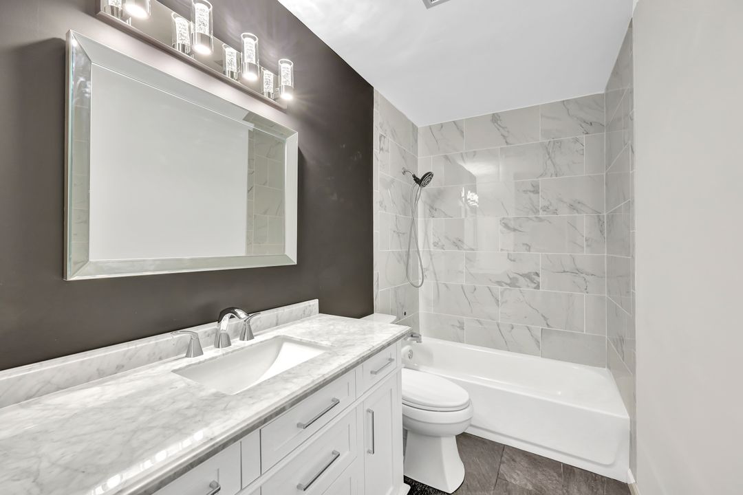 1830 Brantley Rd #204 (B-8), Fort Myers, FL 33907