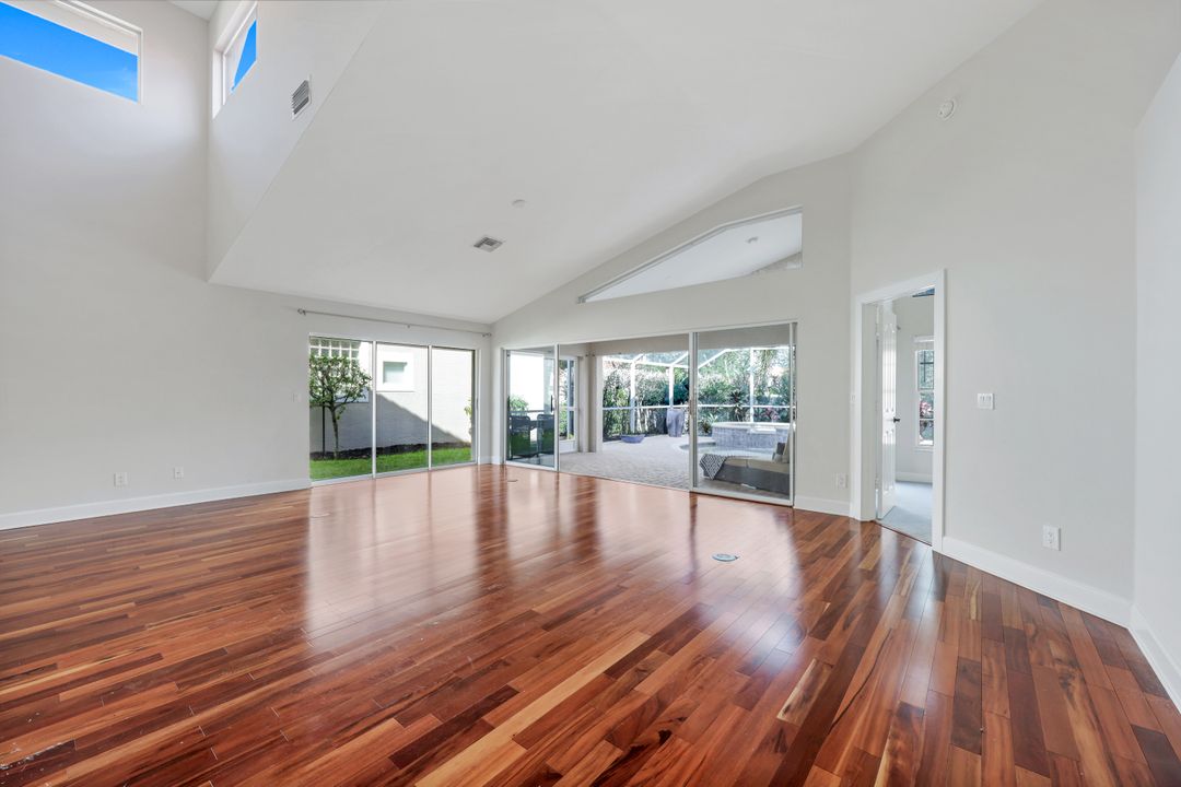 123 Napa Ridge Way, Naples, FL 34119