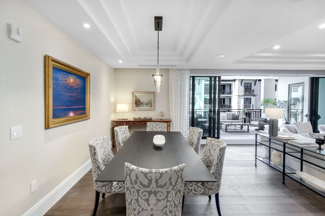 1130 3rd Ave S #405, Naples, FL 34102