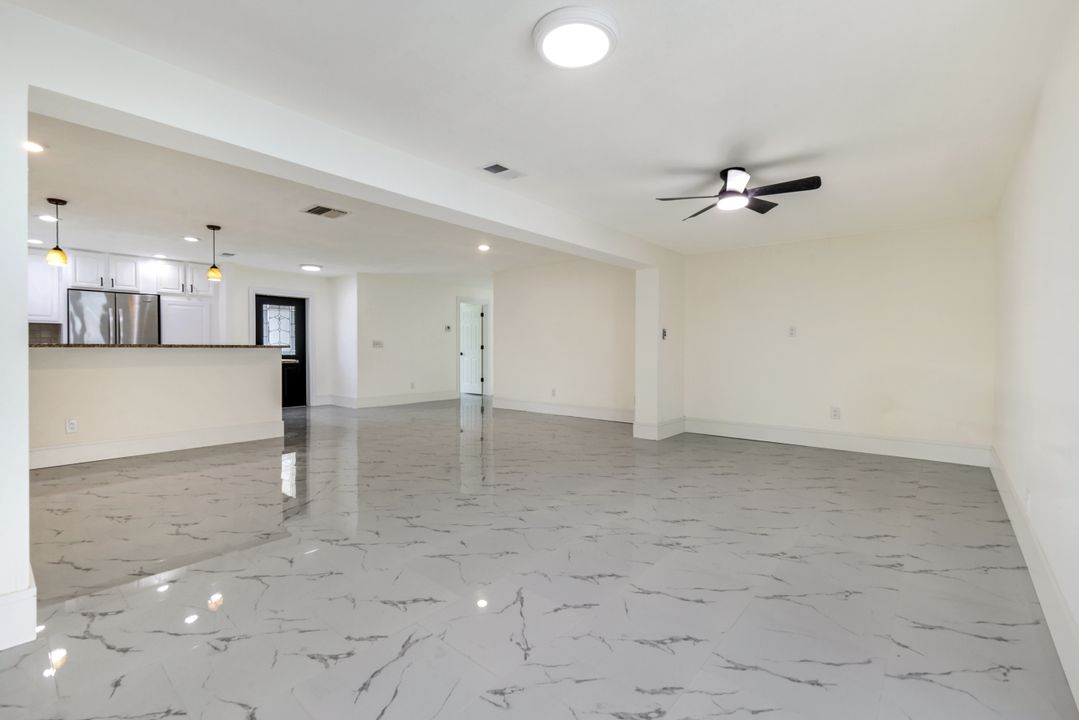 3137 SE 22nd Ave, Cape Coral, FL 33904