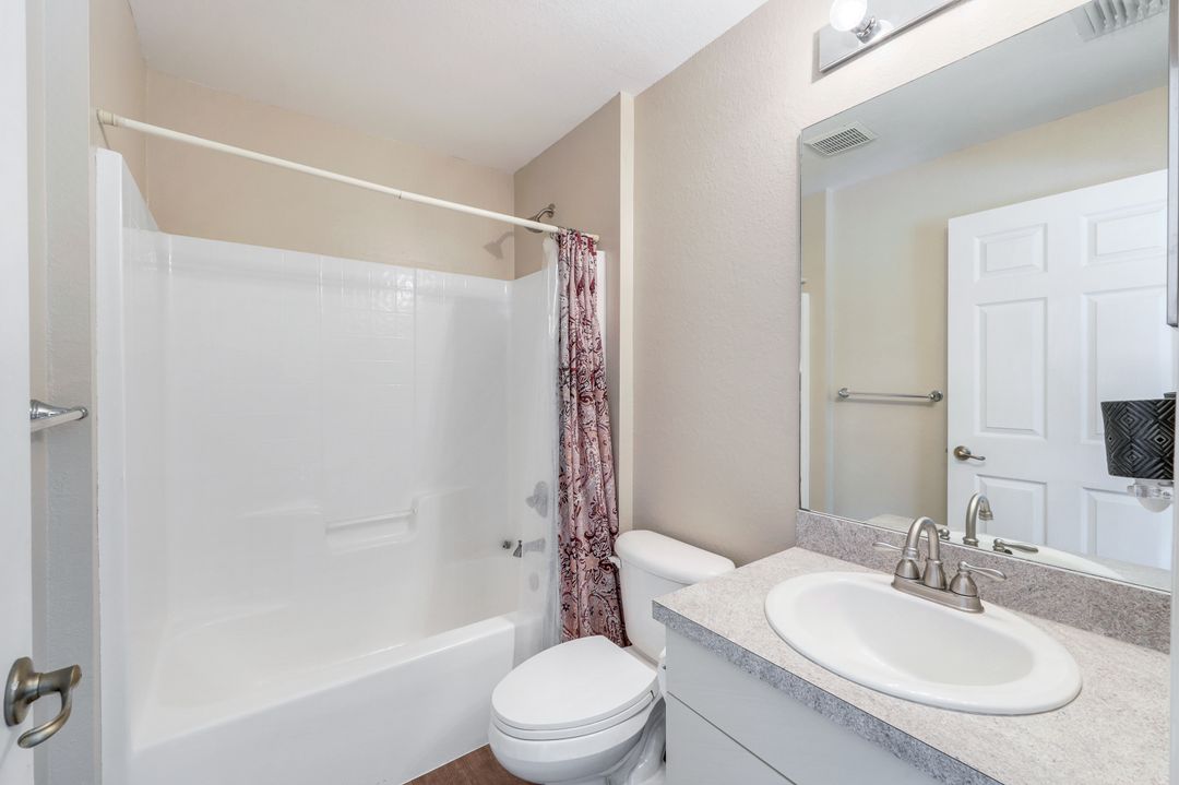 3201 NW 4th Ave, Cape Coral, FL 33993