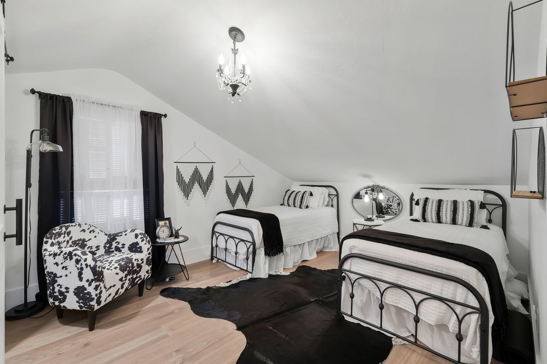 4742 West Blvd #S-8, Naples, FL 34103