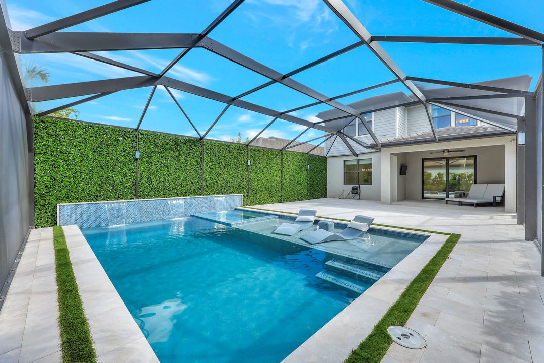 7265 Wilton Dr N, Naples, FL 34109