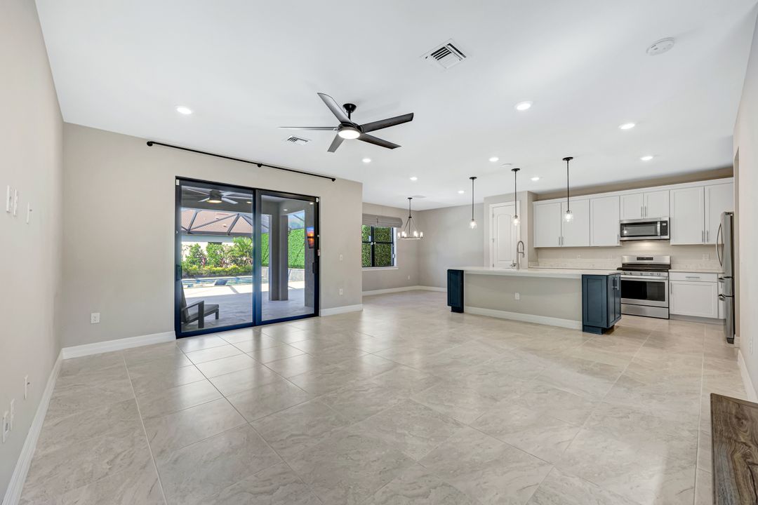 7265 Wilton Dr N, Naples, FL 34109