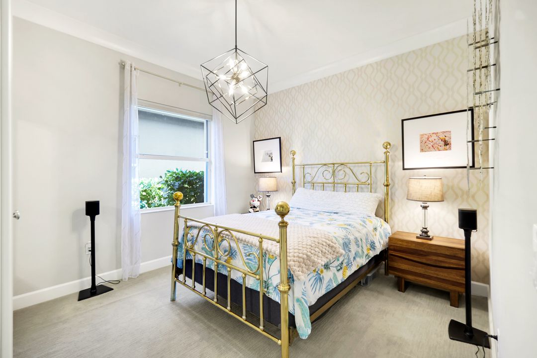 28560 Twain Dr, Bonita Springs, FL 34135