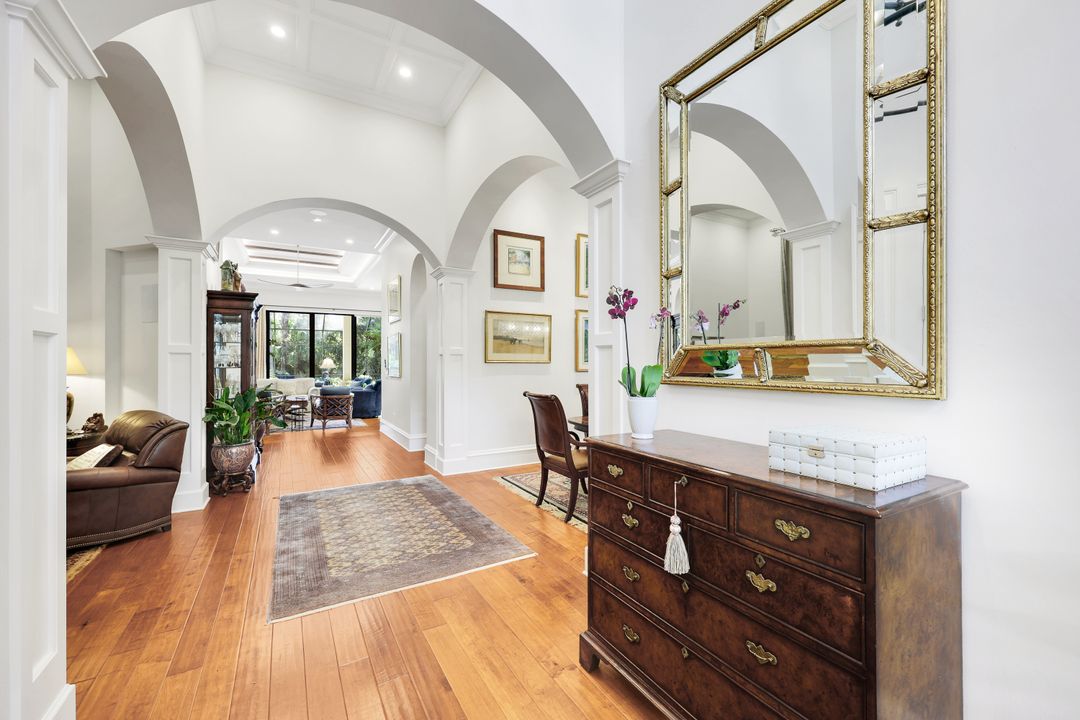 18051 Lagos Way, Naples, FL 34110