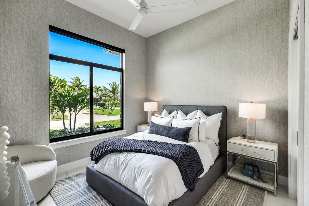 3806 NW 4th St, Cape Coral, FL 33993