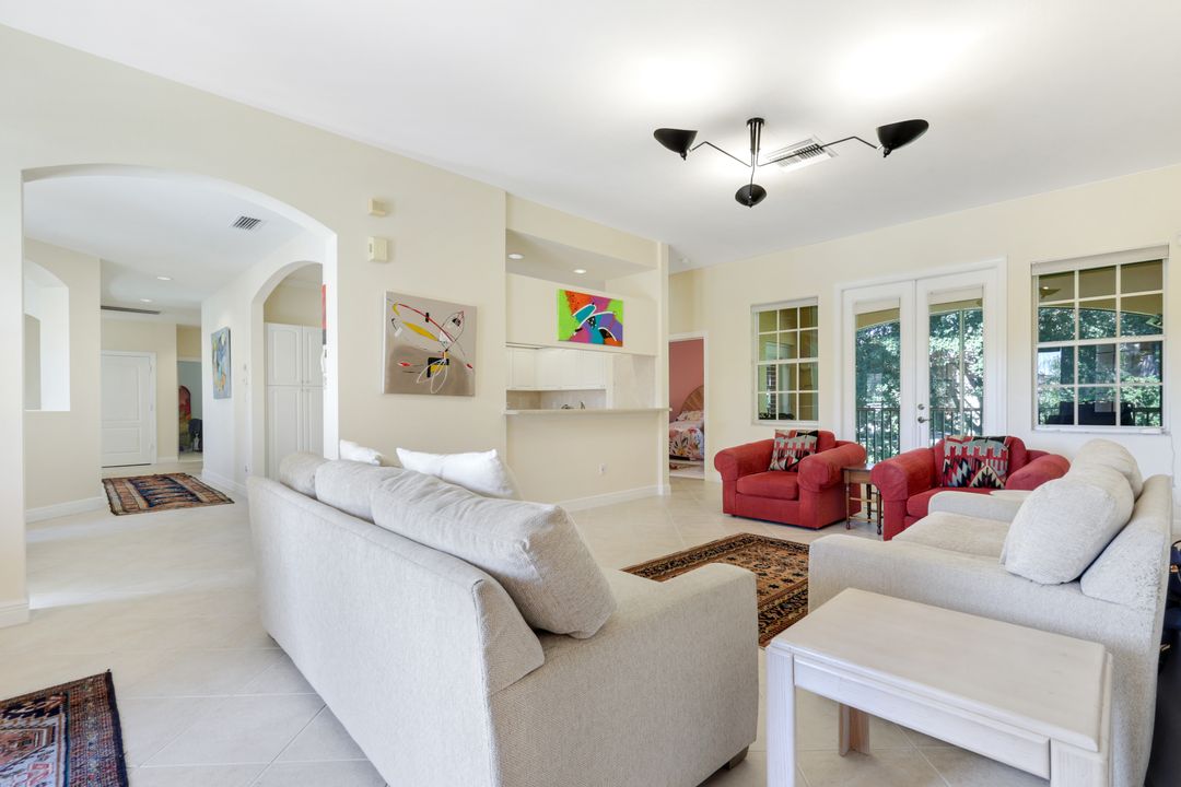 4815 Aston Gardens Way #201, Naples, FL 34109